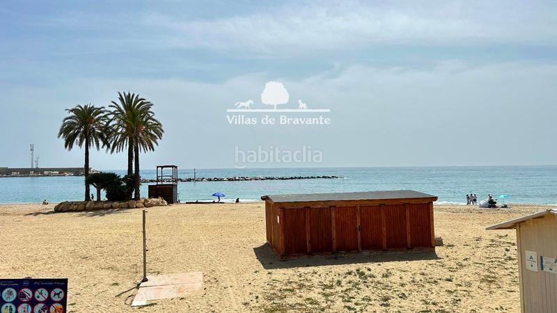 Foto e89361f9-ee81-4353-9437-34af5a73be12. Casa alegre y luminosa casa frente al mar. en primera línea de playa . en Garrucha