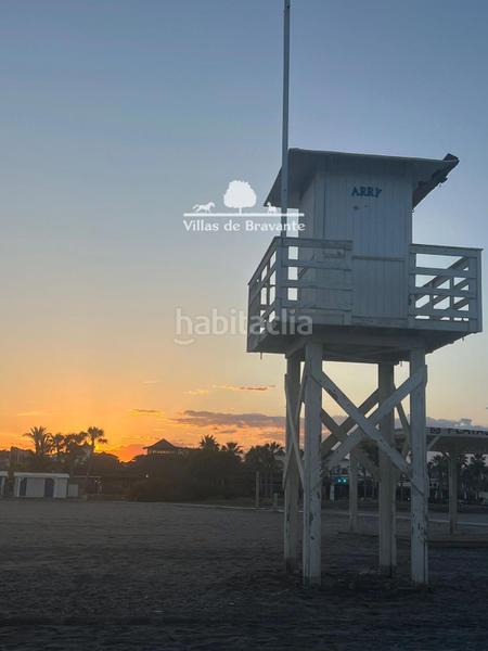 Foto f64748ad-d6ae-4d15-ab9c-9ed2782b3a82. Casa alegre y luminosa casa frente al mar. en primera línea de playa . en Garrucha