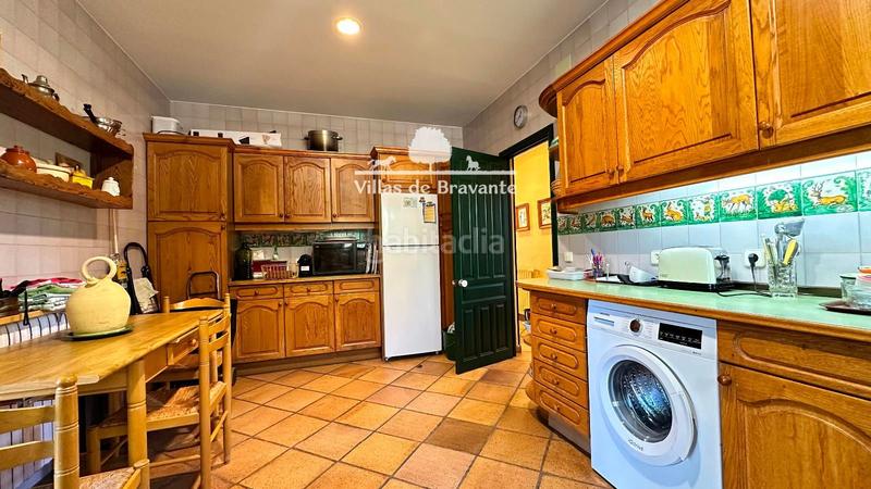 Foto 0a629d33-0587-46fd-8a4b-a87efba66b5d. Chalet avec chauffage parking piscine dans Hoyo de Manzanares