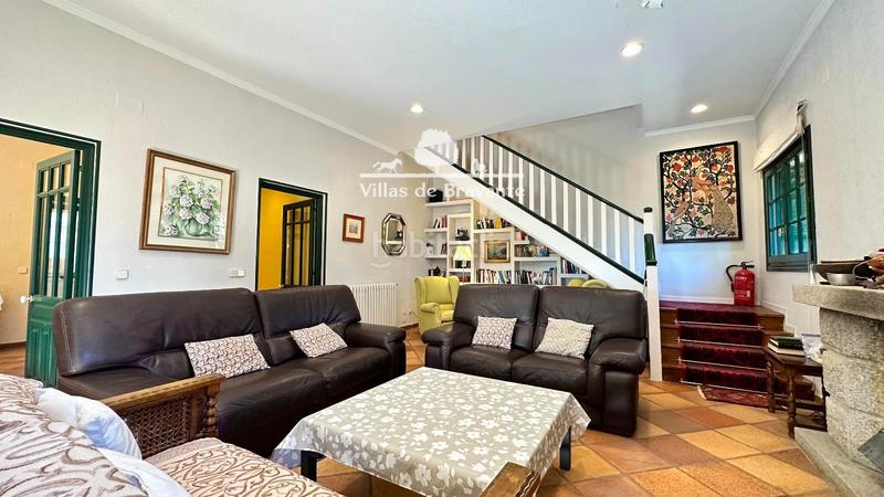 Foto 27b83e79-f81e-4aae-8fd5-109b4ff27ed2. Chalet avec chauffage parking piscine dans Hoyo de Manzanares