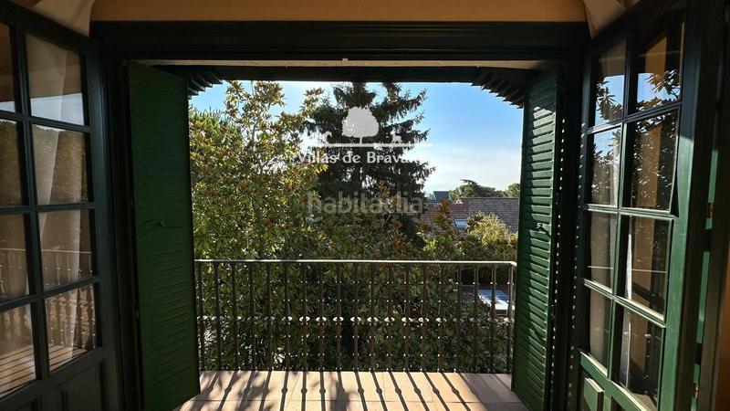 Foto 7b0ba9f7-2b85-40e6-bcb3-76110e3bd052. Chalet avec chauffage parking piscine dans Hoyo de Manzanares