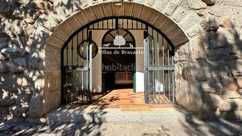 Foto e272e94a-c4b6-407a-ac3a-d132b88a5efd. Chalet avec chauffage parking piscine dans Hoyo de Manzanares