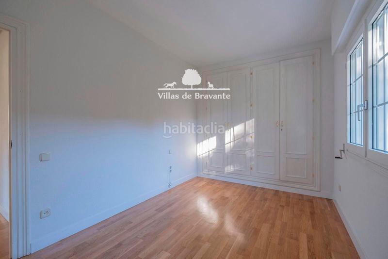 Foto c758f4d8-0002-48e4-b173-2b6d9e9d9564. Chalet mit heizung parking pool in Prado Largo Pozuelo de Alarcón