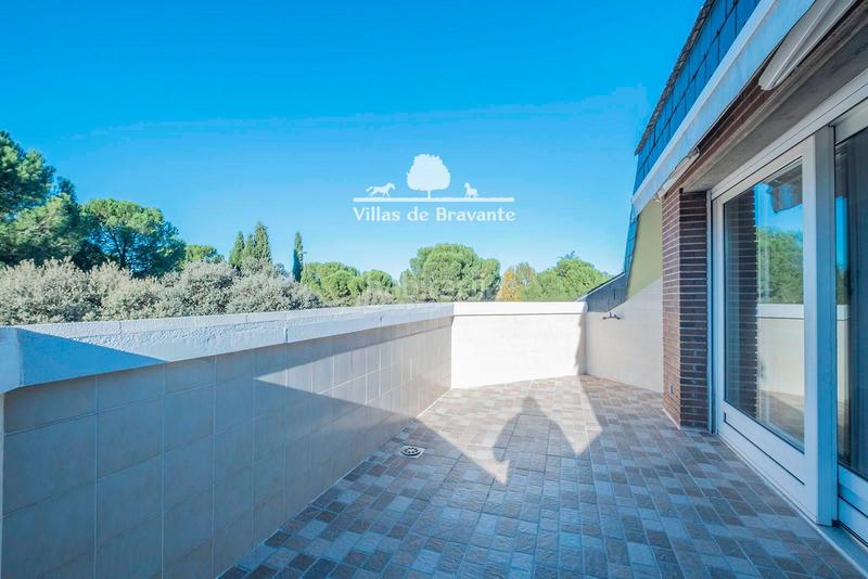 Foto d4ccb4d1-b223-4e0f-90be-a533e6c8fa38. Chalet mit heizung parking pool in Prado Largo Pozuelo de Alarcón