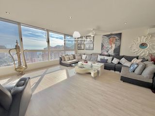 Attique  D. juan antonio baldovi. Exclusivo ático reformado en la mejor zona residencial de benido