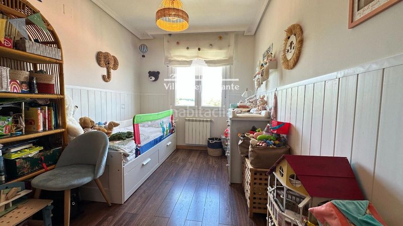 Foto 7a5bdb4b-e52a-41f1-b80c-2abf4c04fef8. Pis amb calefacció piscina a Sector S Boadilla del Monte