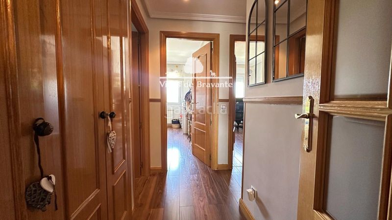 Foto bab9e180-8211-469c-b1dc-05a174f19219. Pis amb calefacció piscina a Sector S Boadilla del Monte