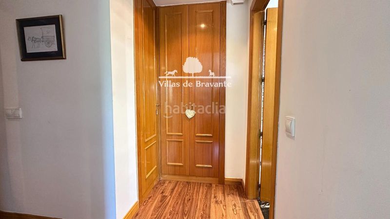 Foto ea3aca2a-cfff-4135-a865-650677f31734. Pis amb calefacció piscina a Sector S Boadilla del Monte