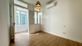 Flat  Molino de viento. Excepcional piso exterior reformado de dos habitaciones y tres c