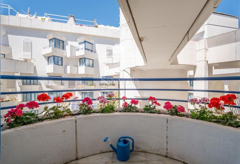 Foto 6978397a-9098-40e1-9d53-c5b5a1bcbc17. Dúplex amb calefacció aparcament piscina a Playa de la Fontanilla Marbella