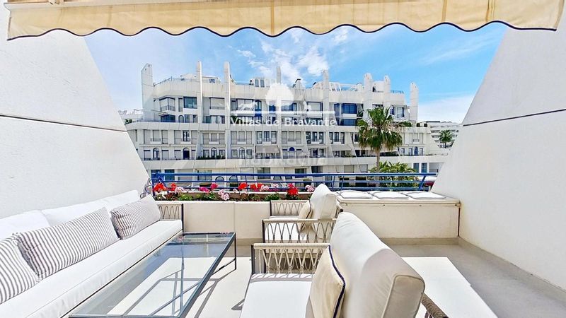 Foto 9e9d6776-dd9d-4c00-a2a6-9575f8a20649. Dúplex amb calefacció aparcament piscina a Playa de la Fontanilla Marbella