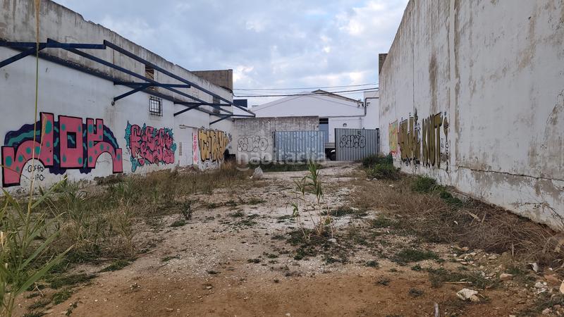 Foto da733a3b-10fd-42f3-abfd-9a5989dbcd79. Gewerbliches grundstück in Distrito Zeta - Recinto Ferial Cortijo de Torres Málaga