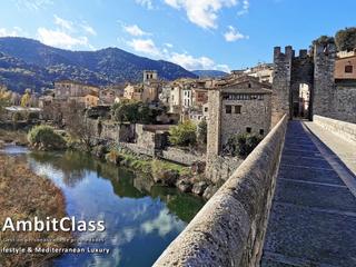 Casa a Besalú. Mansión señorial en el corazón de besalú