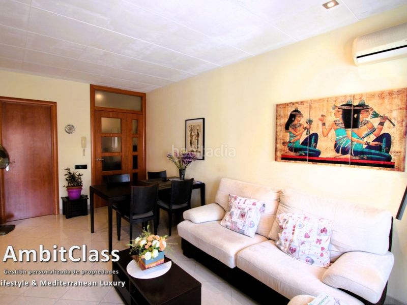 Foto 76a0e372-2a60-4020-abb3-830f6160f252. Etagenwohnung in Eixample Mataró