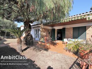 Xalet a Cabrils. Chalet en cabrilscentro con inmejorable ubicación