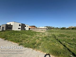 Terreny residencial  Avenida osona. Exclusiva parcela urbana en gurb con proyecto residencial inclui