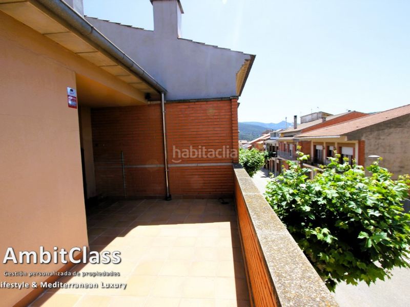 Foto bb542c58-99cd-4fa5-b6e7-686d26e060c2. Casa adossada amb calefacció aparcament a Centelles
