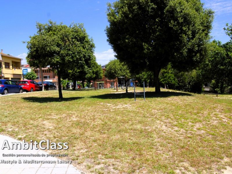 Foto d851d99d-0f55-4605-ba75-ef39344ceaf8. Casa adossada amb calefacció aparcament a Centelles