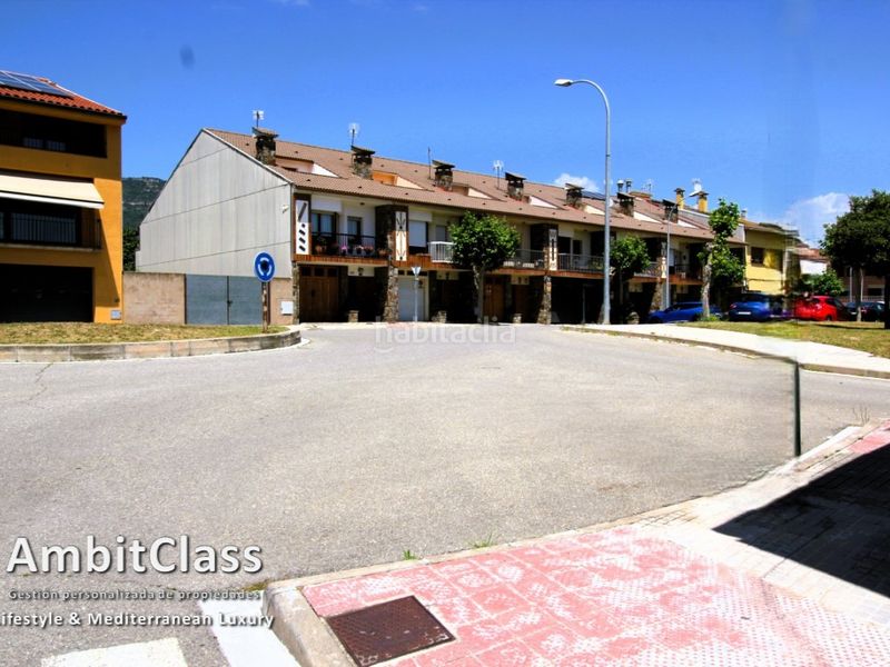 Foto e62aecb5-1588-4d17-bc81-944021d98784. Casa adossada amb calefacció aparcament a Centelles