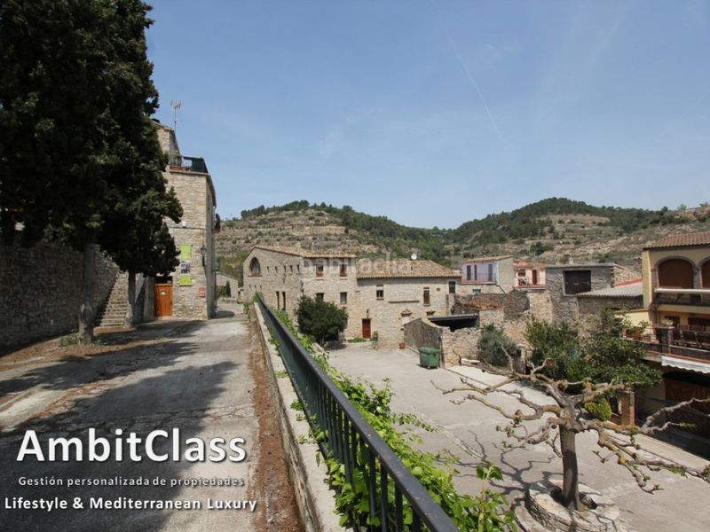 Foto 8071c7df-be4e-43d0-88ea-15c339a6b48b. Chalet with heating parking in Vallfogona de Riucorb