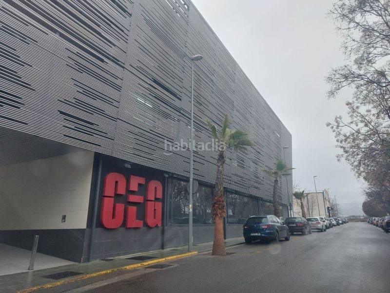 Foto 0bfece73-4908-4fb7-a031-7e54097653d7. Miete büro mit heizung in Atarfe