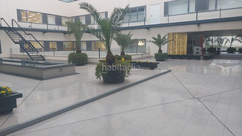 Foto 34826b1f-3d4d-4af9-90ce-2bd215109e23. Miete büro mit heizung in Atarfe