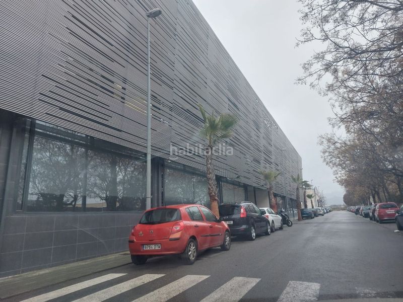 Foto ec8e1dc9-9625-4da7-bf97-dc0ef5e1c946. Miete büro mit heizung in Atarfe