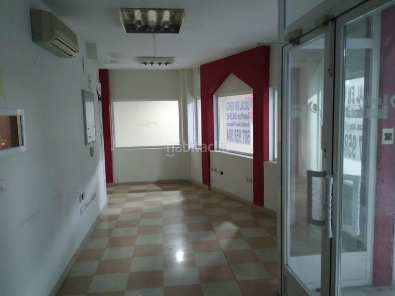 Foto bf21a006-dacb-4ac9-bfb2-b6e2634ef211. Local comercial a La Paz Granada
