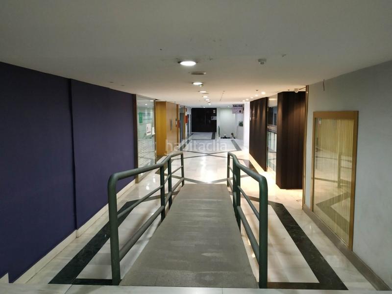 Foto c8e85629-70fd-472b-b4ab-94371a59bd92. Local comercial a La Paz Granada