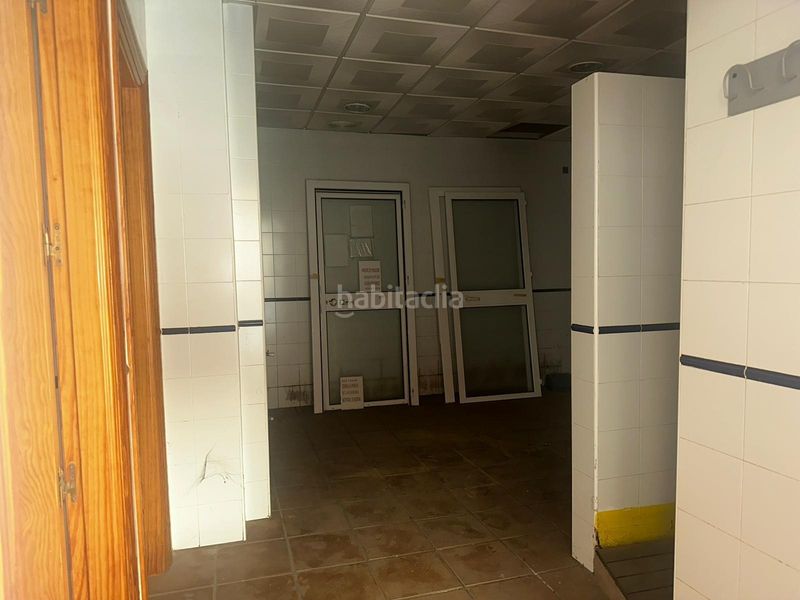 Foto 8abfabd8-8785-41d8-b5ff-d60e9940f219. Local comercial a Cenes de la Vega