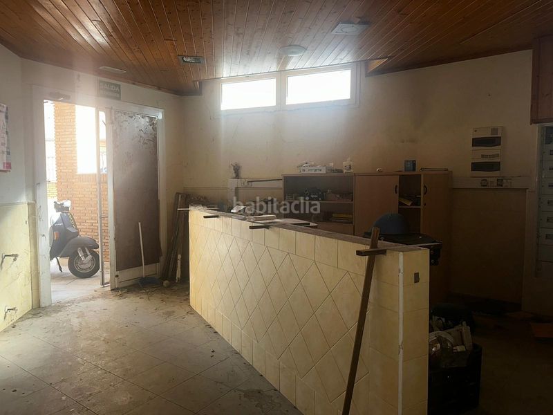 Foto c7d7331f-cb48-4eb4-9ae5-6531290780c7. Local comercial a Cenes de la Vega