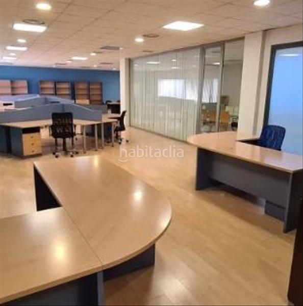 Foto e3c5f681-399e-4277-866f-a2f7a0ae4e15. Lloguer oficina amb calefacció a Atarfe