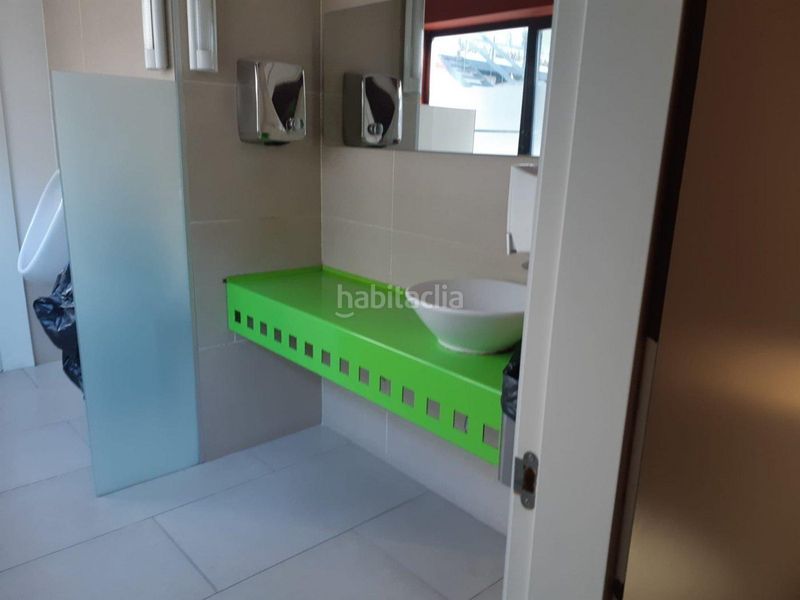 Foto 1021e6b2-e668-47b2-8f65-d4c3919a08cb. Location bureau avec chauffage dans Atarfe