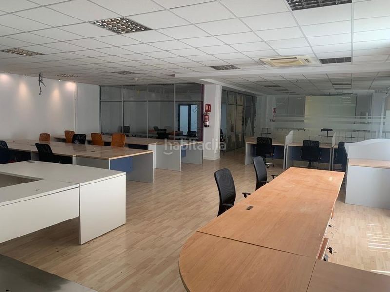 Foto 421e72fc-5612-449d-9a28-fe5be8068786. Location bureau avec chauffage dans Atarfe