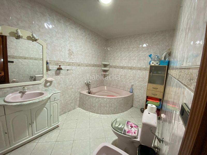 Foto e6c9d814-8576-403a-a0b7-798b53e8e76c. Edifici a Atarfe