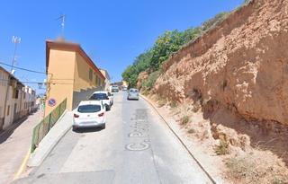 Terreny residencial  Calle de pedro tembouri. Parcela disponible en iznalloz!!
