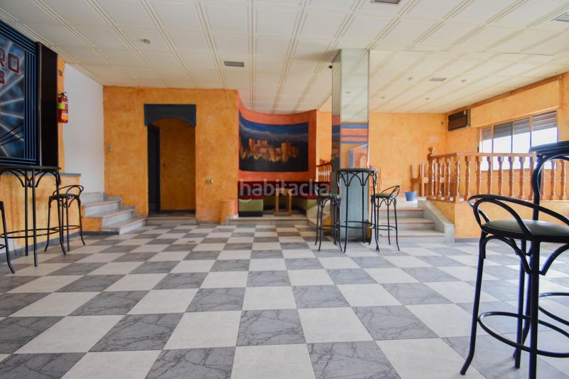 Foto 7dbc661d-4e72-4260-b418-d755705e6460. Local comercial a Pinos Puente