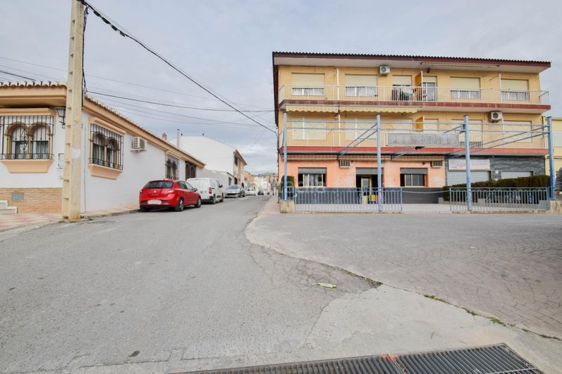 Foto a34349bd-c920-4ef3-b34f-83547a89f621. Local comercial a Pinos Puente
