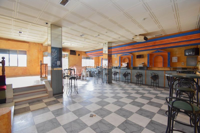 Foto f66f4732-6c77-4e36-94d1-91fa0204a01f. Local comercial a Pinos Puente
