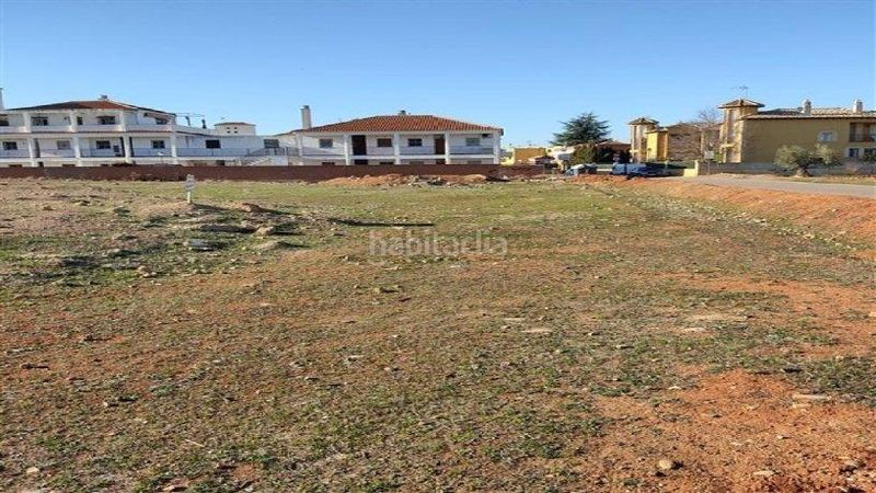 Foto e5cad3fa-ede8-47ef-a332-2b58e40b63eb. Terreny residencial a Gójar