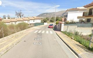 Terreny residencial  Urbanizacion aben humeya. Fantástico solar urbano en jun!!!!