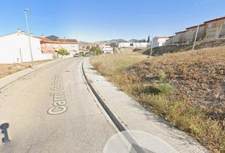 Terreno residencial  Calle de carril de las eras. Terreno disponible en pinos puente!!