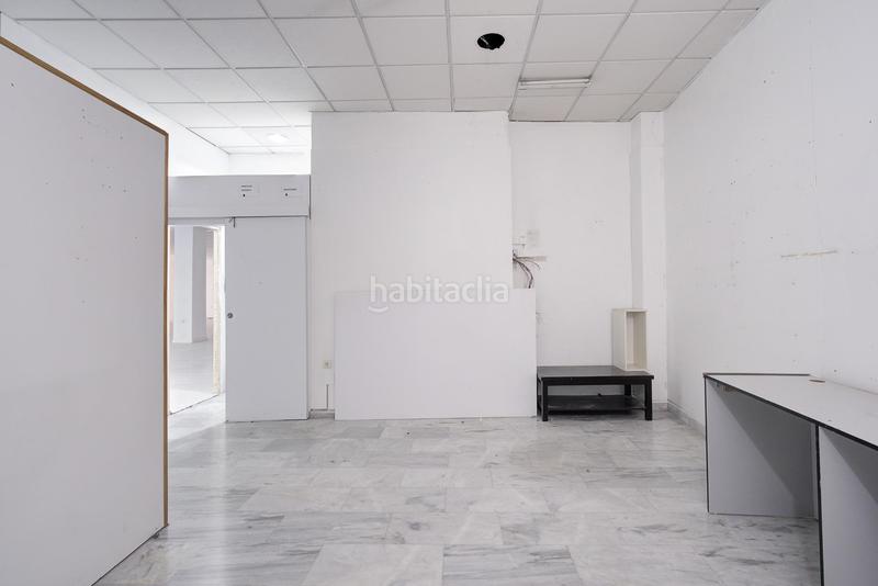 Foto 896c9851-1a4f-4205-994e-fc2d01f3e7e1. Local comercial a Atarfe