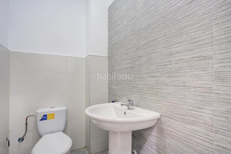 Foto cbfa74a5-ed66-4aeb-a9d1-76df09b5460f. Local comercial a Atarfe