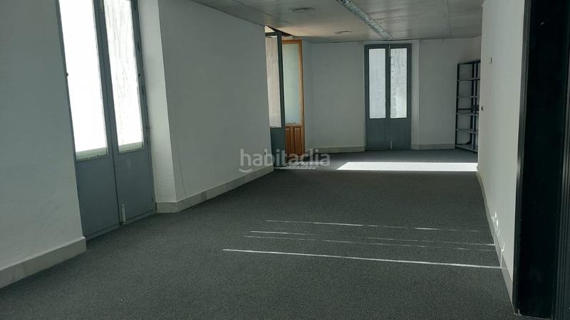 Foto d5a1e2cf-58ce-4ca8-824e-b70c94152806. Local comercial gran local ! en Pinos Puente