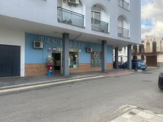 Affitto Locale commerciale  Calle de carmen de burgos. Oportunidad! traspaso disponible en atarfe!!
