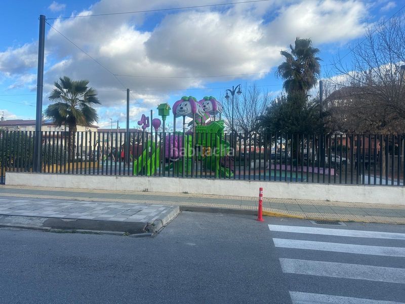 Foto b72a4feb-dd29-4b26-9d04-d0fa9026ada6. Traspàs local comercial a Atarfe