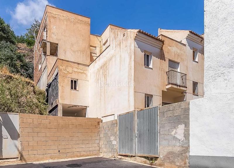 Foto 0ed9d9da-ef76-4209-8326-62a8e15aff3d. Edificio oportunidad de inversión ! en Lanjarón