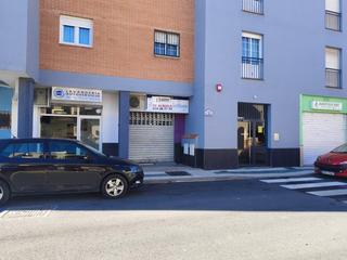 Lloguer Local Comercial  Calle de la alameda. Oportunidad ideal para montar tu negocio!