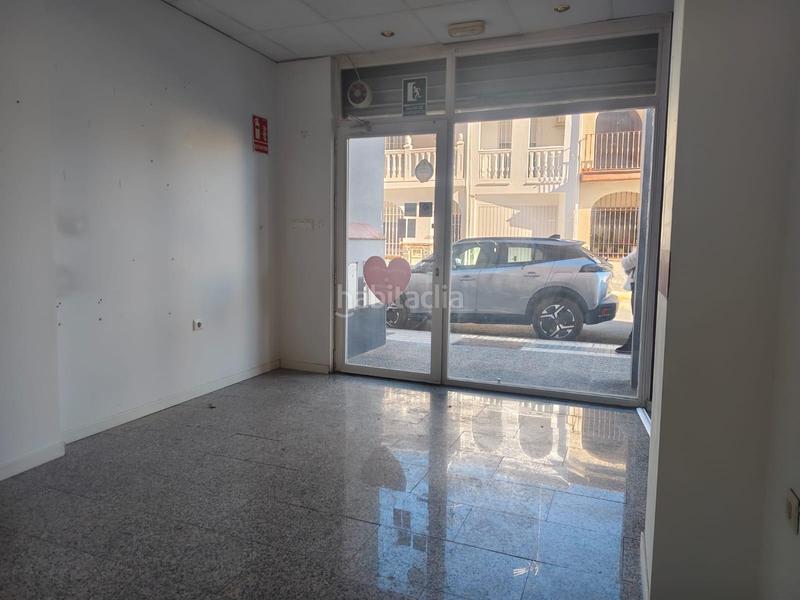 Foto 19adc7d4-3d34-46c1-810f-20a89c2017e4. Location local commercial dans Atarfe